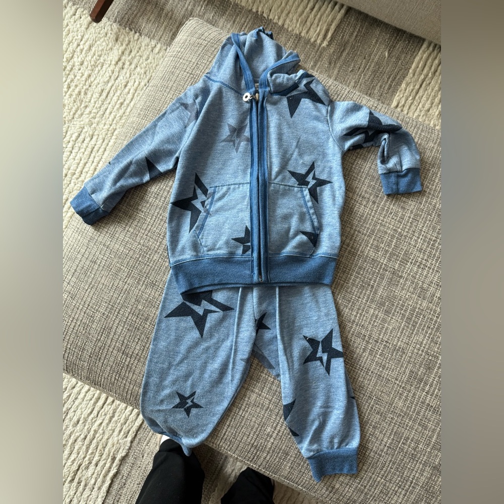 Cozii light weight track suit